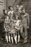 1974 het gezin Stam-Warnaar (waarschijnlijk) op de trouwerij van tante Fie en ome Piet