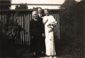 1936-09-23 trouwfoto Cor Warnaar en Saar van Noort met haar moeder Saar van Noort-van Pelt